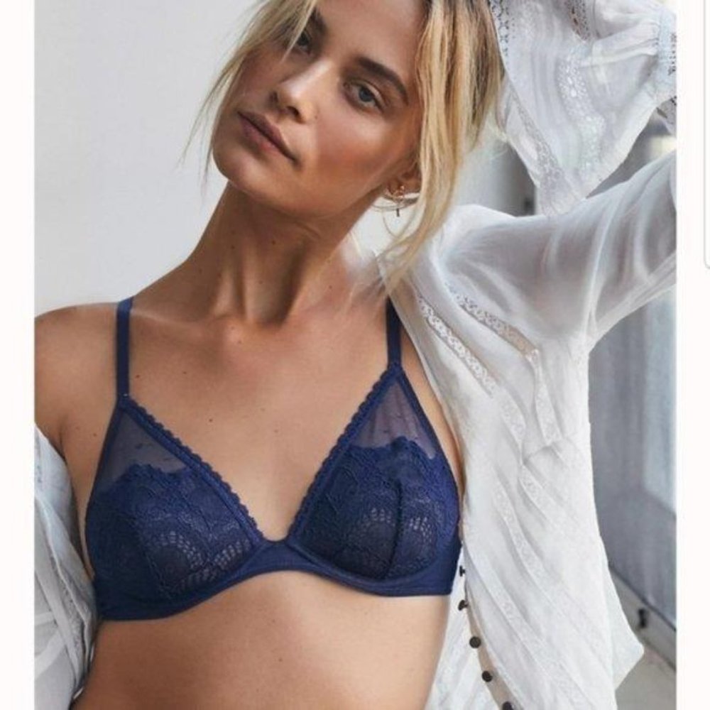 Free People Lace Triangle Bra in Navy NWT